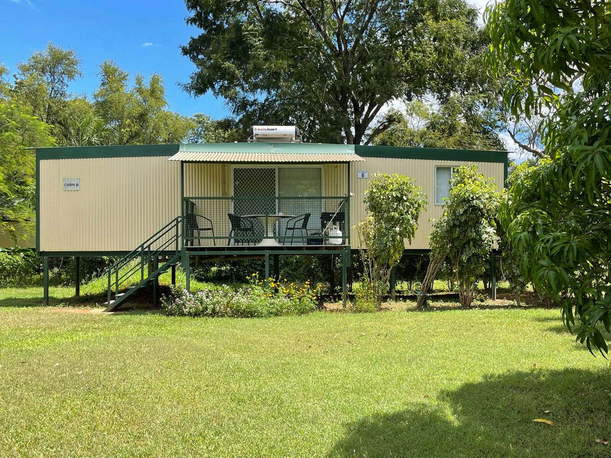 Cabin - Self Contained - 2 bedroom