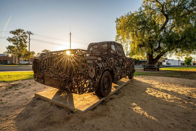 Reutilise Ute Sculpture