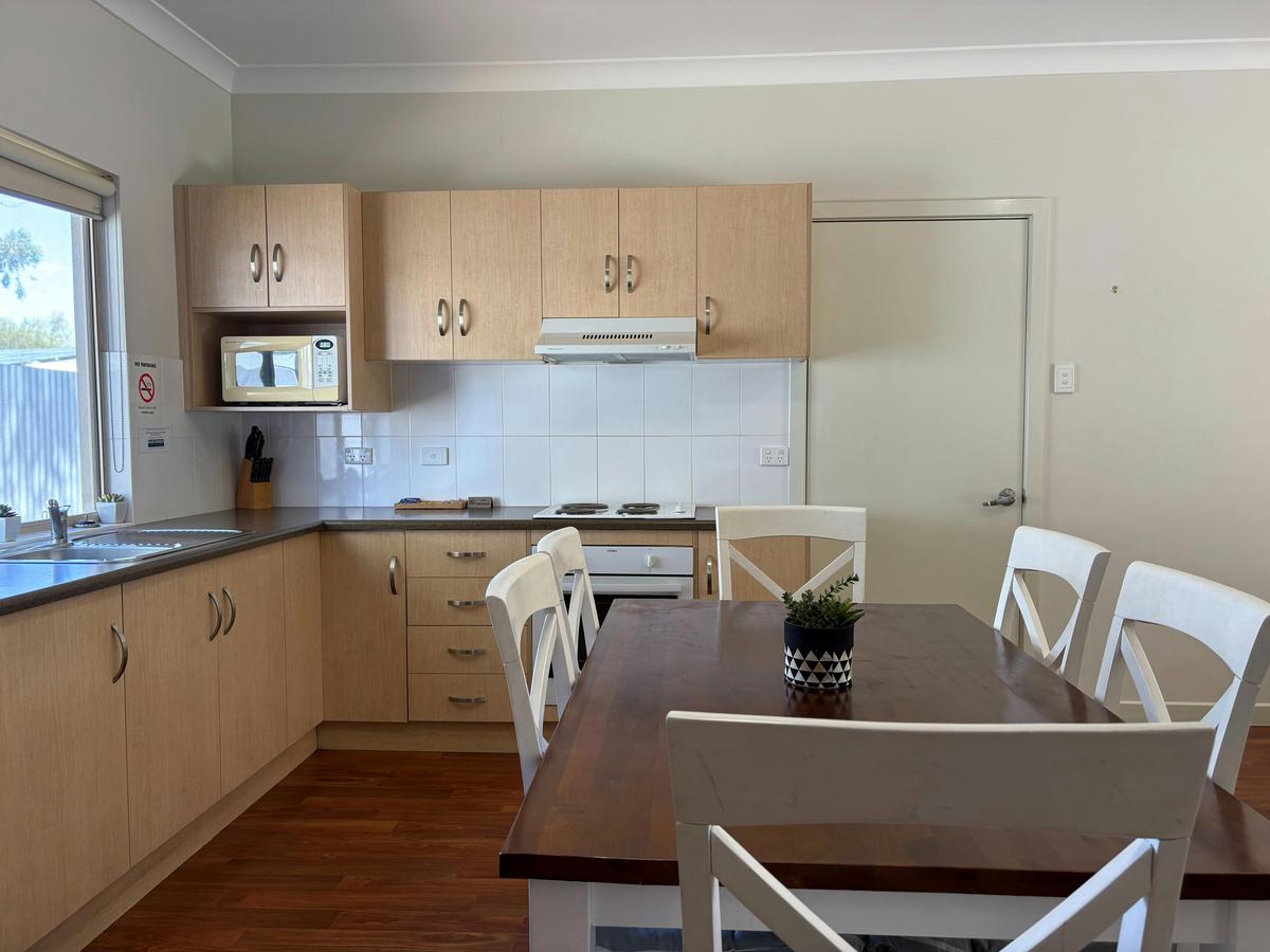 1 Bedroom King Suite