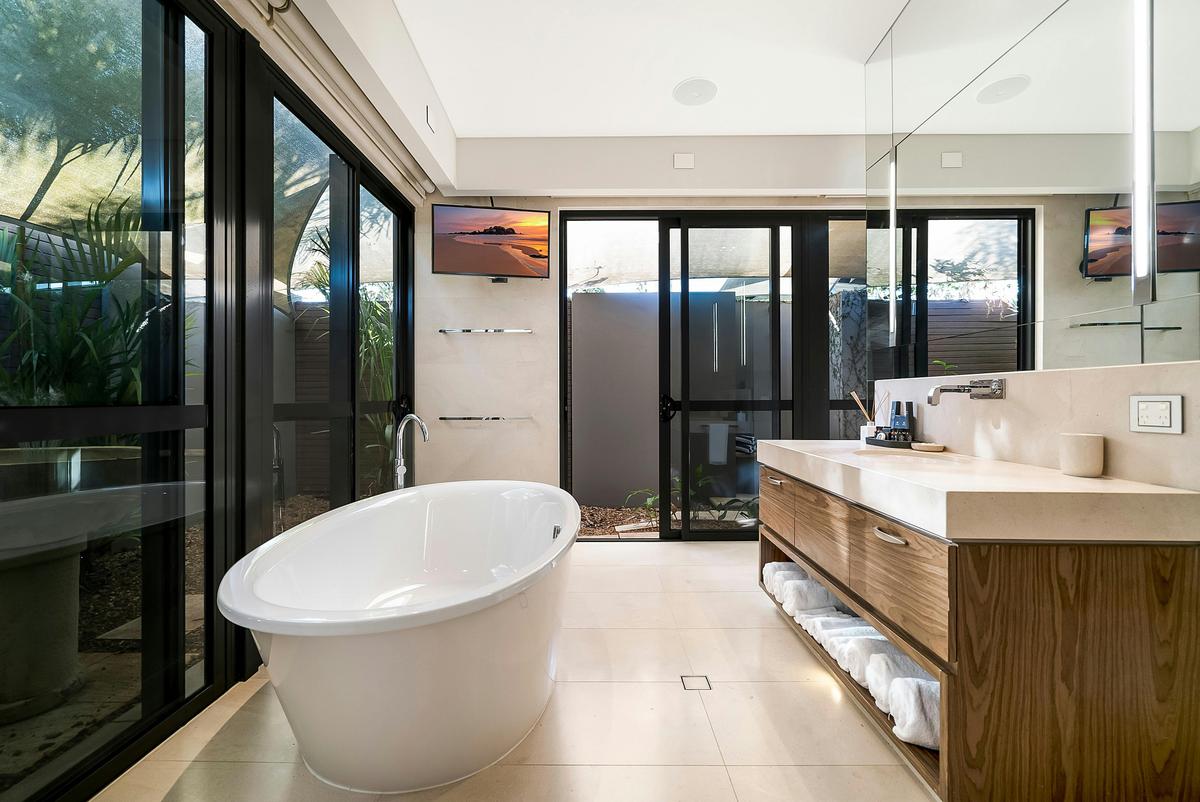 Mindil Luxury Suite