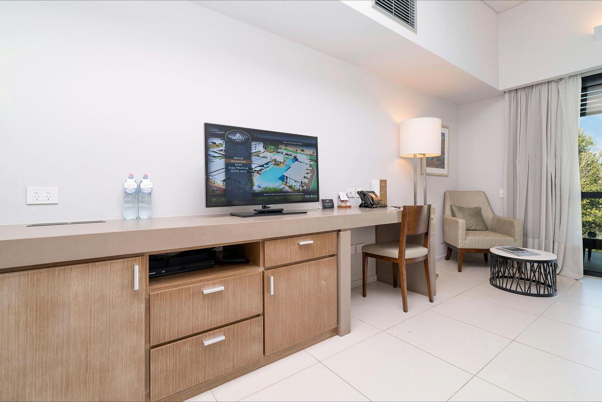Lagoon Room