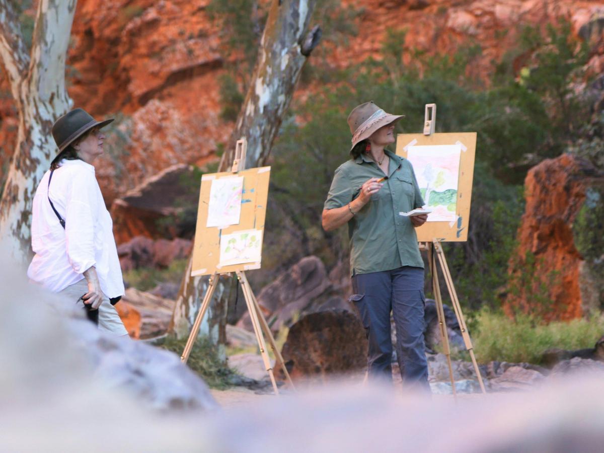 Watercolour painting at Simpsons Gap