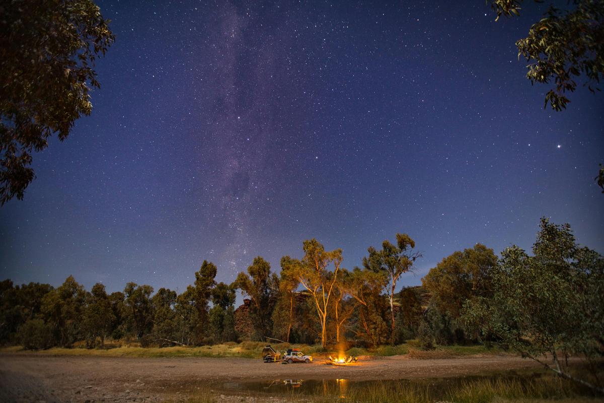 Western Desert Art 4WD Explorer