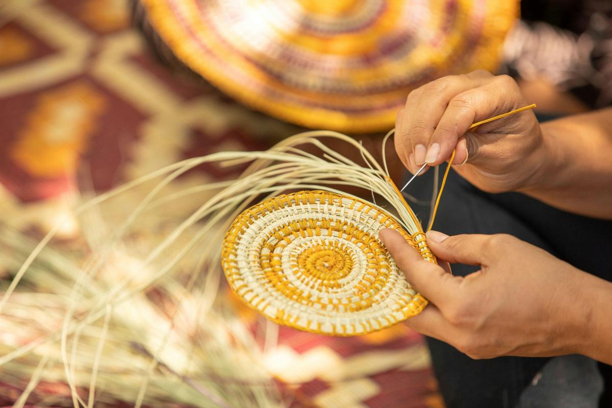 Pandanas weaving