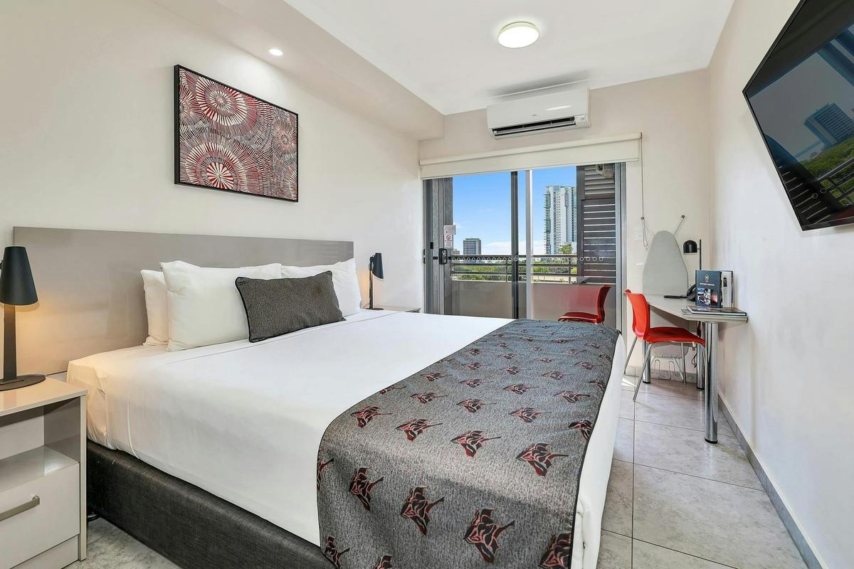 Superior King Room