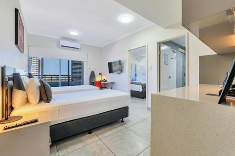 Deluxe Family Room
