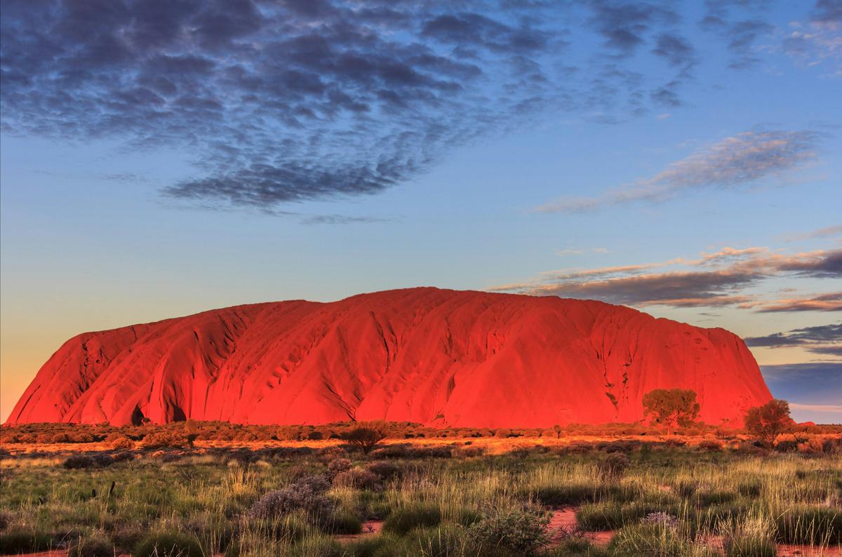 Alice Springs to Uluru via MacDonnell Ranges Tours or reverse.