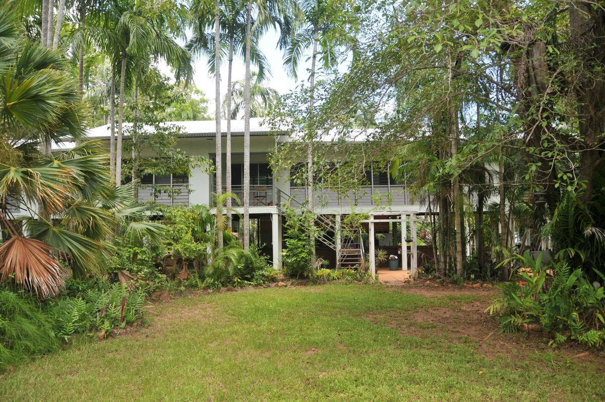 Manager’s house seen from Pinaroo Crescent.