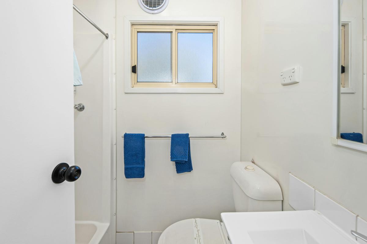 Two Bedroom Cabin with Ensuite