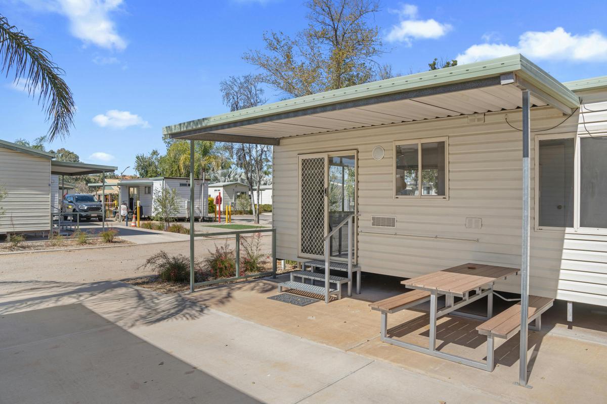 Two Bedroom Cabin with Ensuite