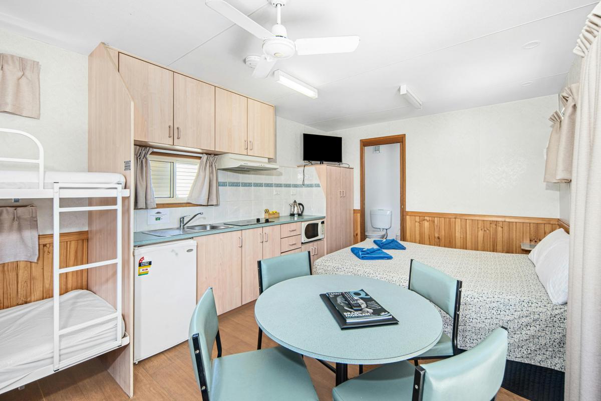 A comfortable self-contained Studio Cabin at Wintersun Cabin & Caravan Park in Alice Springs