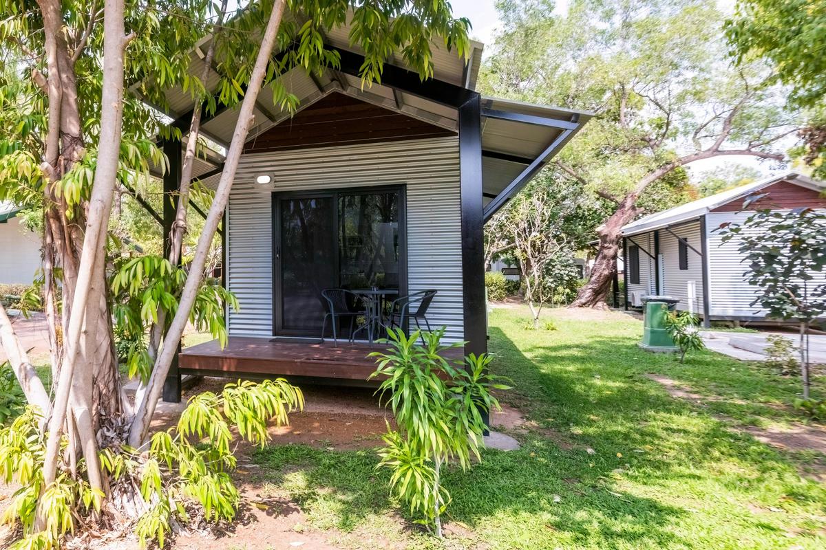 Queen Bungalow