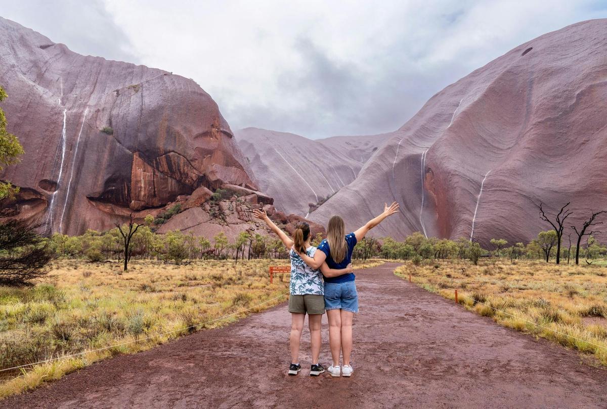 2 Day Uluru-Kata Tjuta National Park Adventure - from Yulara (Camping)