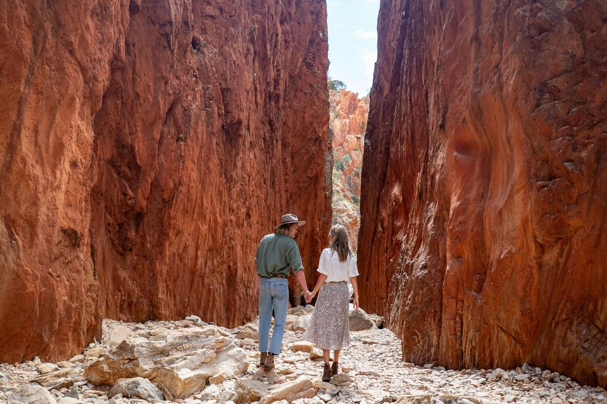 Standley Chasm, Angkerle Atwatye