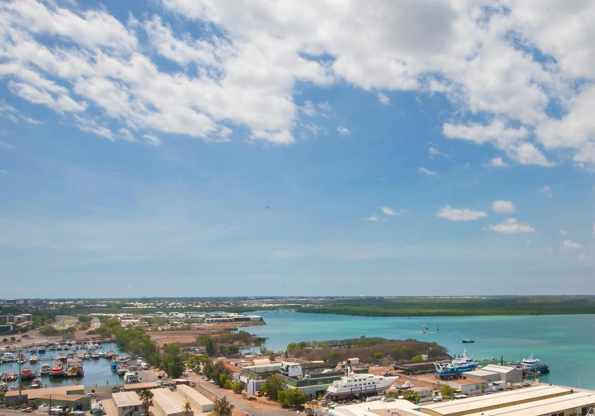 Executive Harbour View Apartment