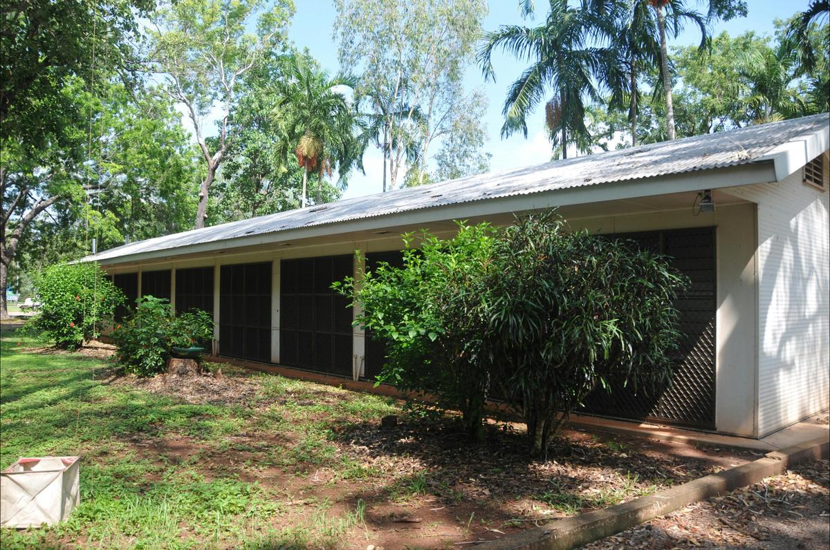 Gable end of Block B. The Block A can be seen to the right and Block C can be seen to the left.