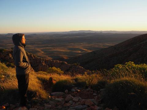 Best of the Larapinta Trail - 9 Days