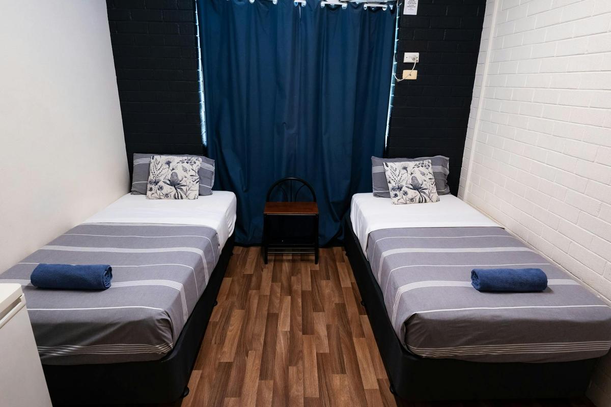 Budget Twins  Doubles and 4 Share Dorms