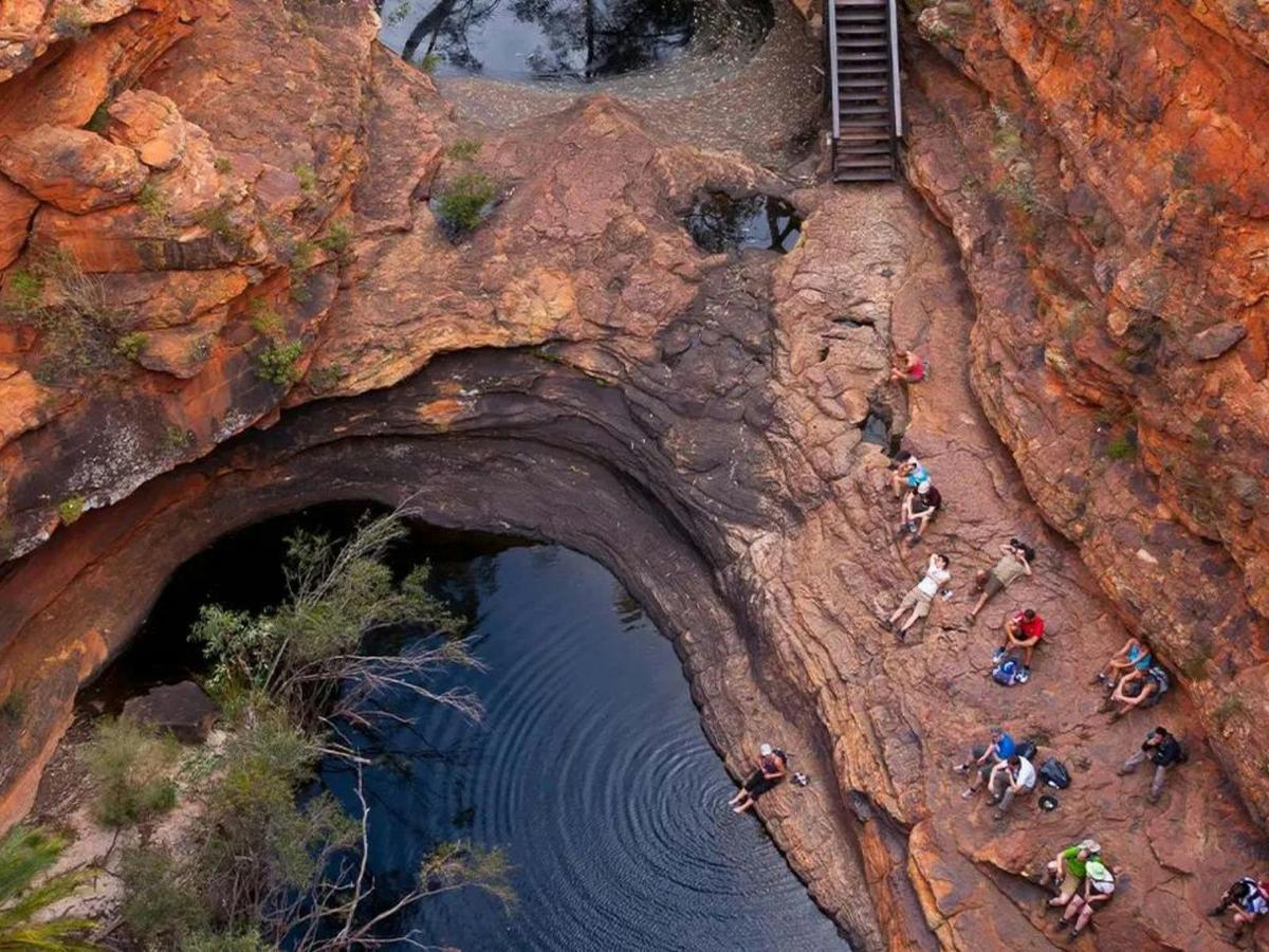 Premium Red Centre & Uluru