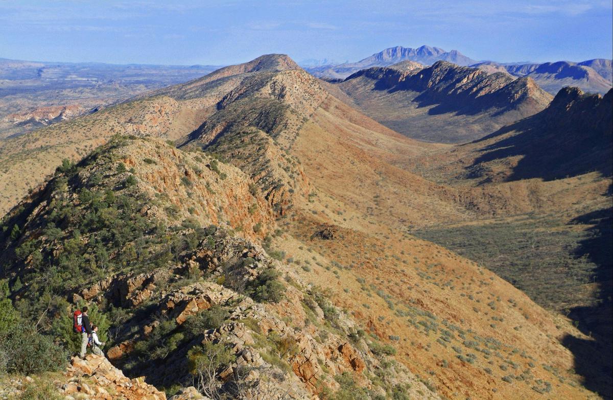 5 Day Mt Giles Explorer Trek: guided hike up a desert peak