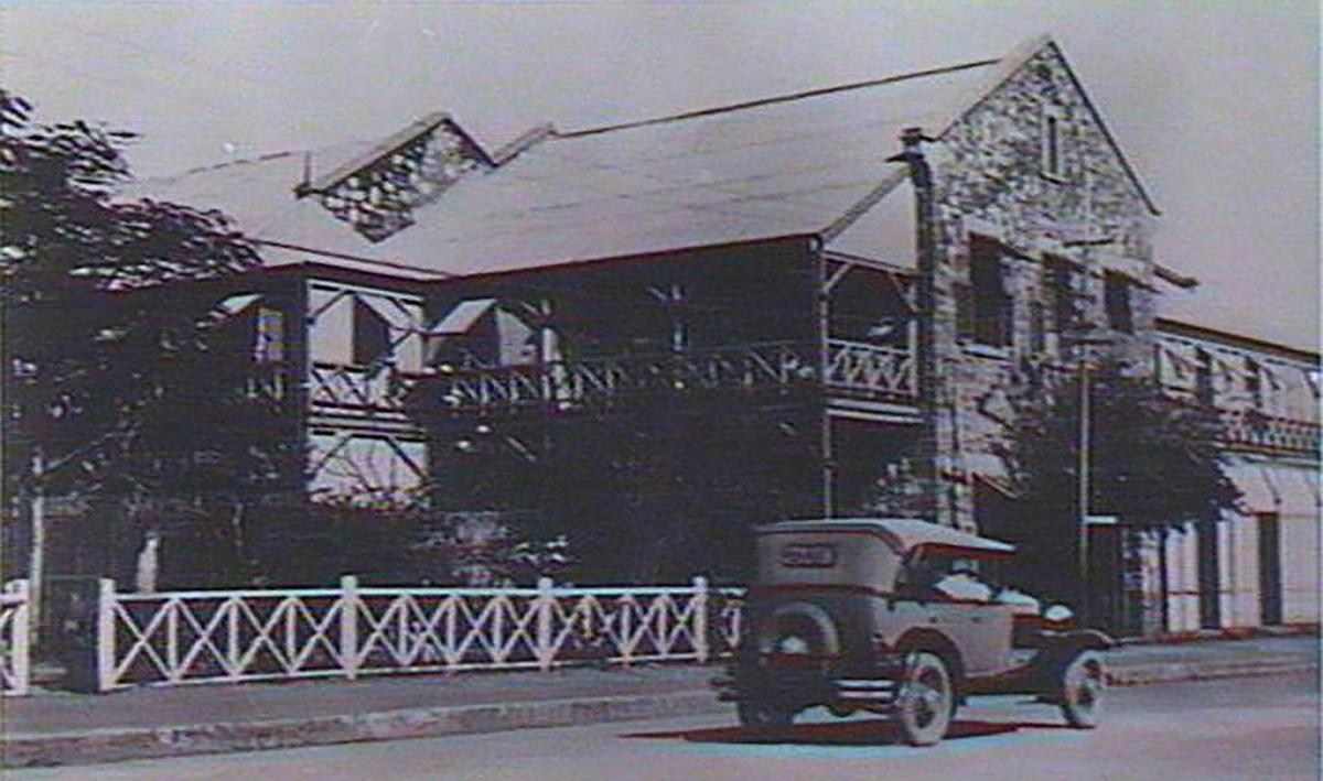 1933 - from Smith Street