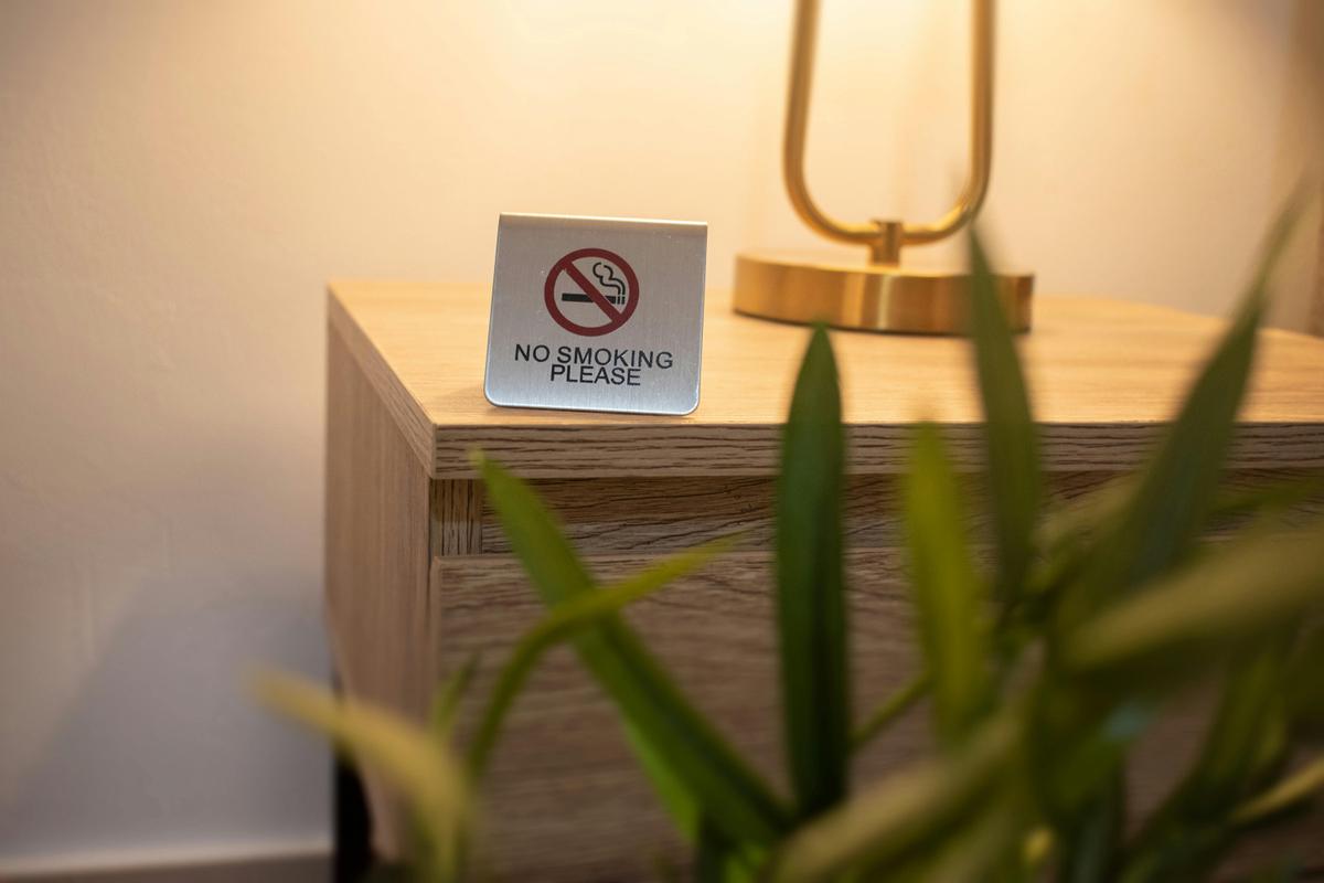 K-Town Hotel rooms are non smoking rooms.