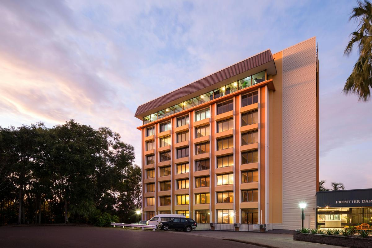 Frontier Hotel Darwin, building exterior