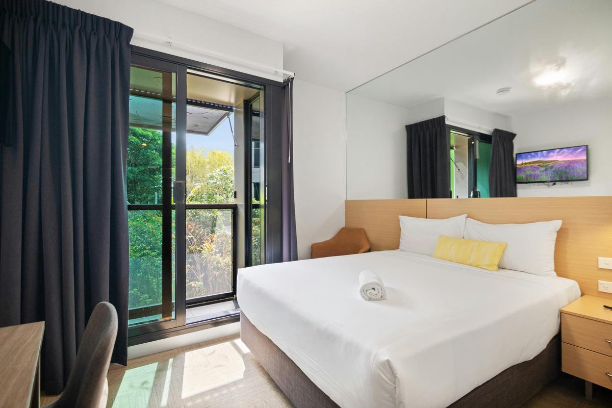 IBIS Standard Room