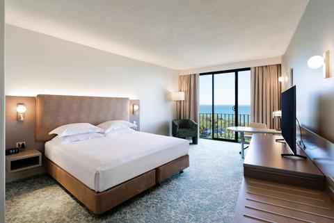 King Guest Room with Harbour View