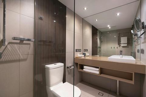 King Guest Room
