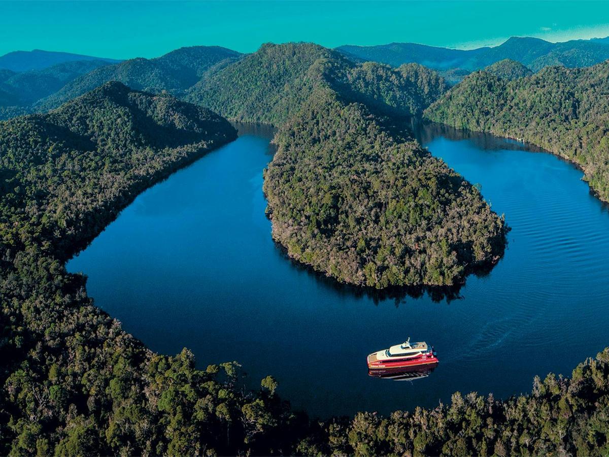 Tasmanian Wonders - 10 Day Guided Holiday