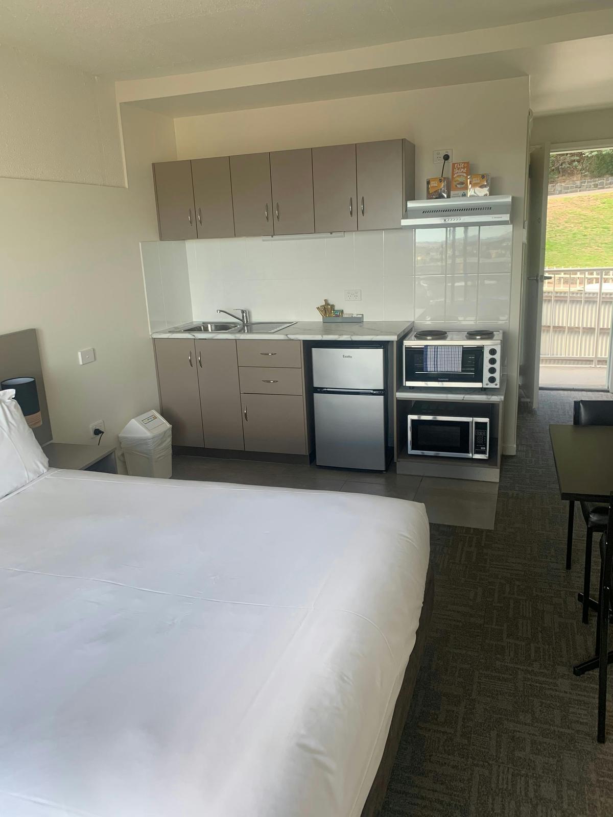 Studio Self Contained Kitchen