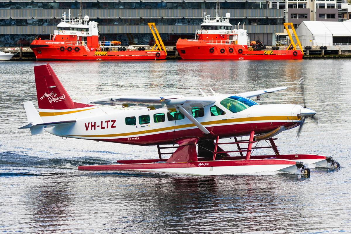 Seaplane Taster