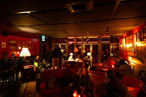 Altar Bar