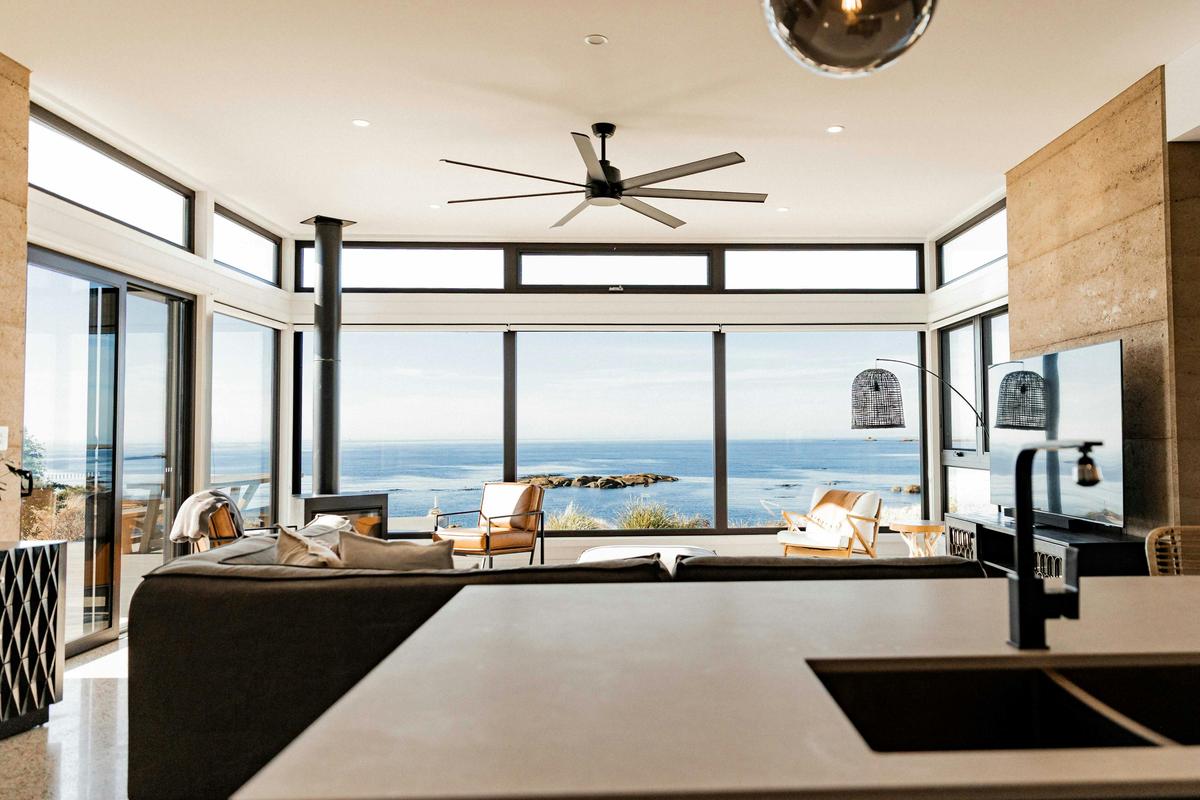 Embers Bay of Fires kitchen