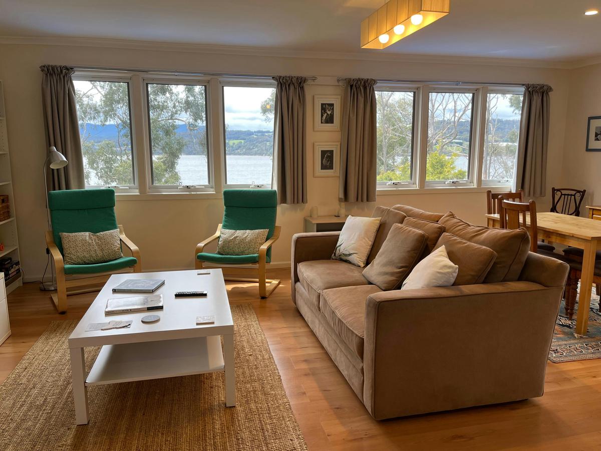 Anchorage Waterfront Retreat