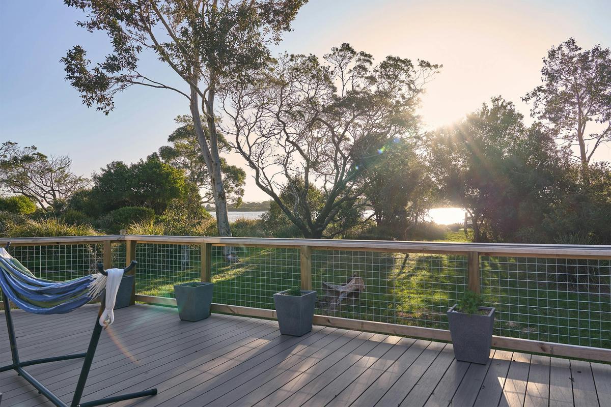 Private Sundeck