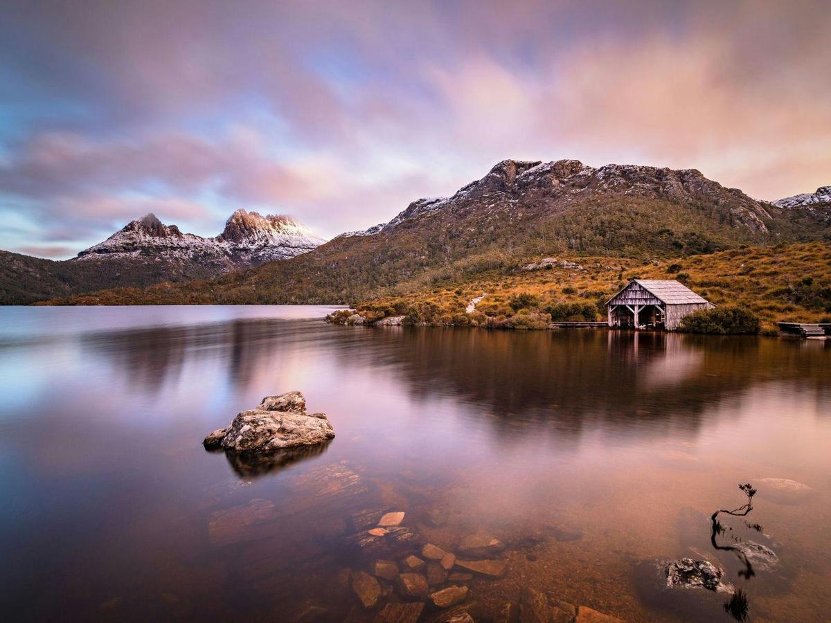 Tasmanian Highlights: Devils, Wombats and World Heritage