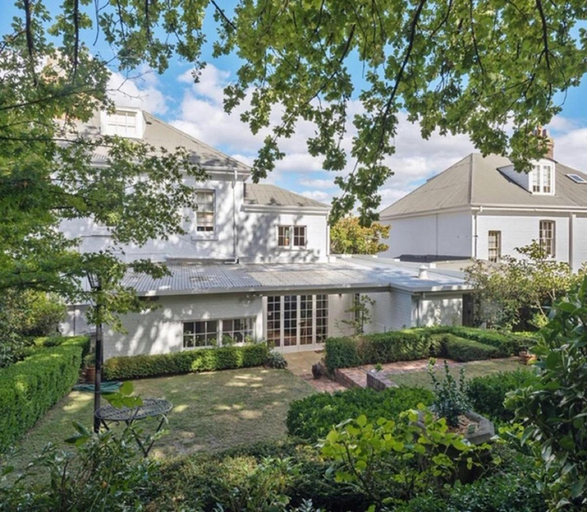 Large rear garden with English Oak