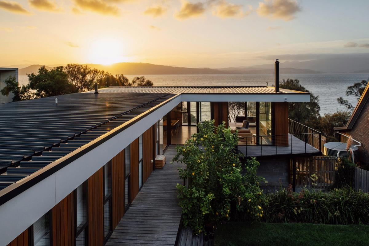 Amasing waterfront home