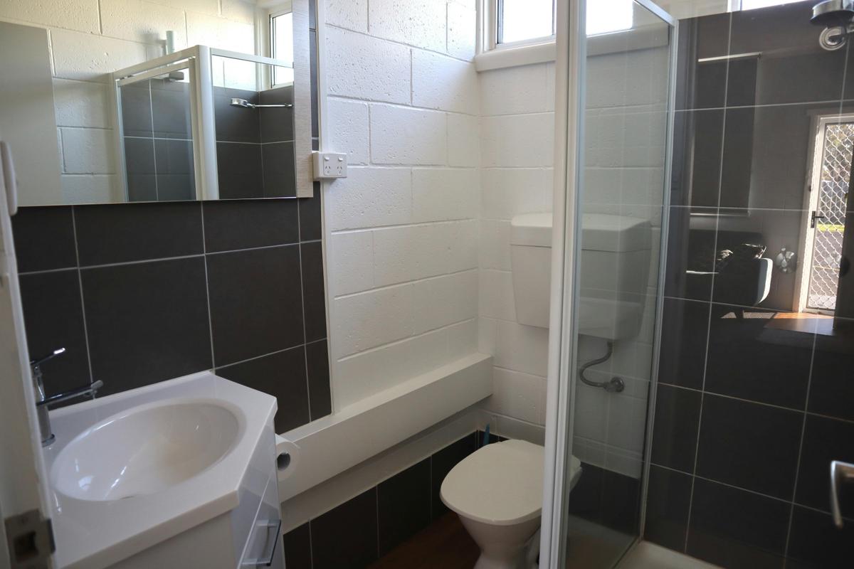 2 Bedroom Apartment (Sleeps 5 or 6)