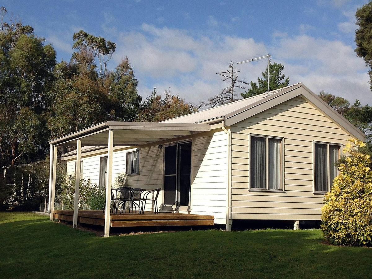 Cottage (River View 2 bedroom)