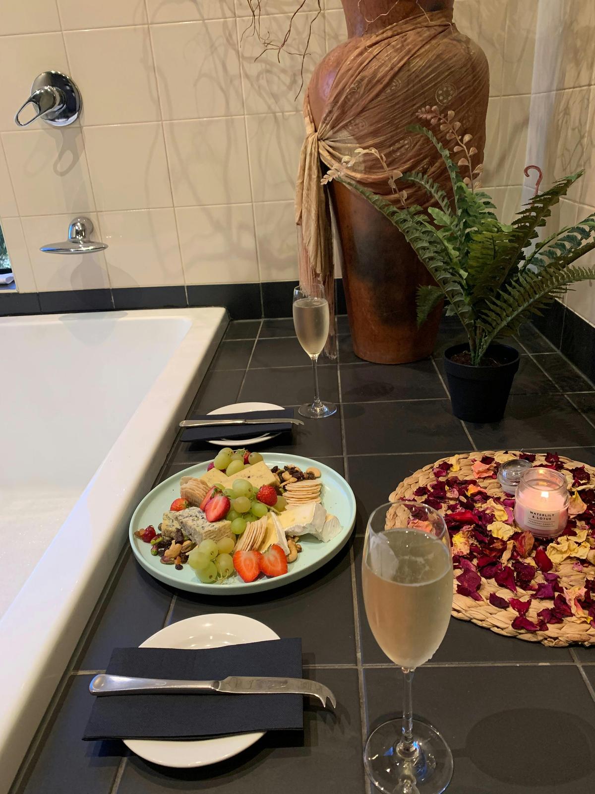 Bath-side refreshments makes things a littl emore special!