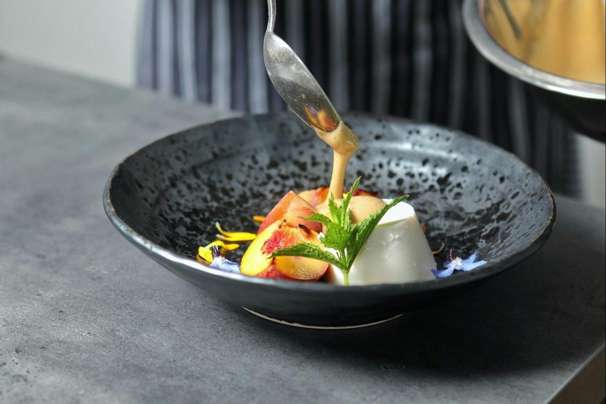 Honey Roasted Peaches, Yoghurt Pannacotta