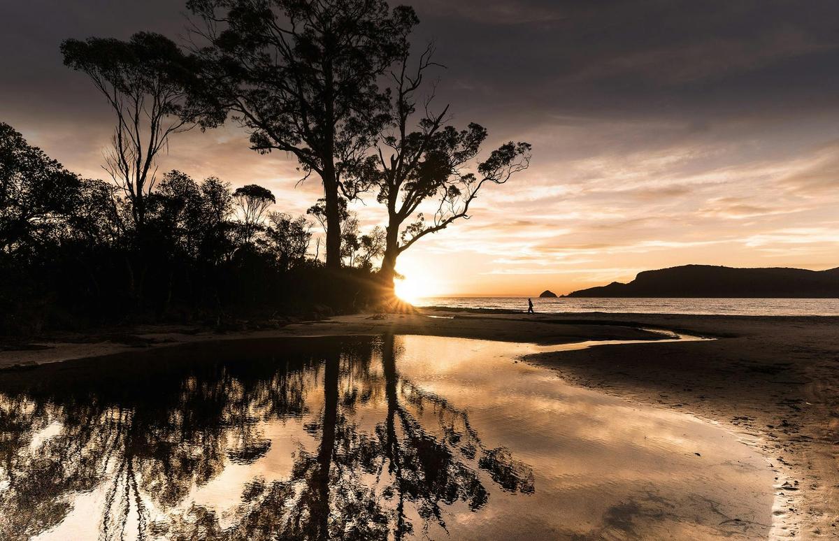 Sunrise on Bruny Island