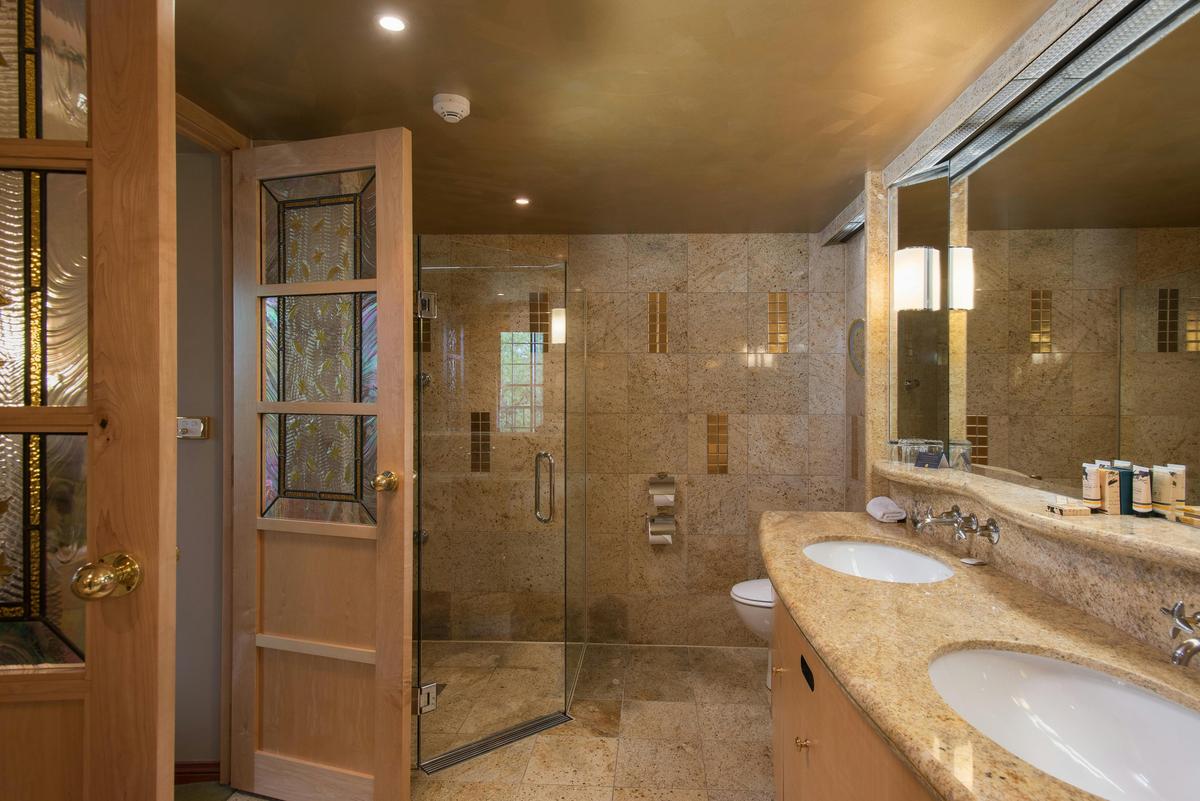Golf View Suite (Manor)