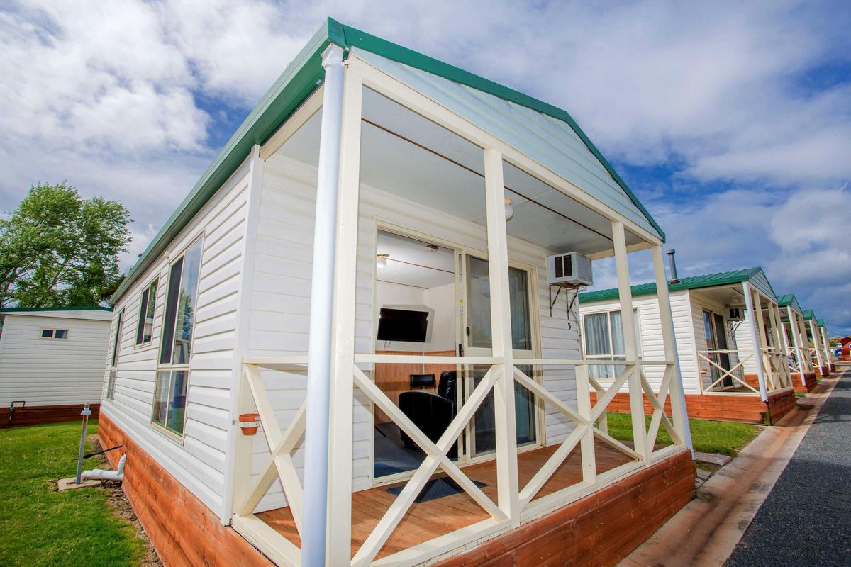 Superior Spa Cottage