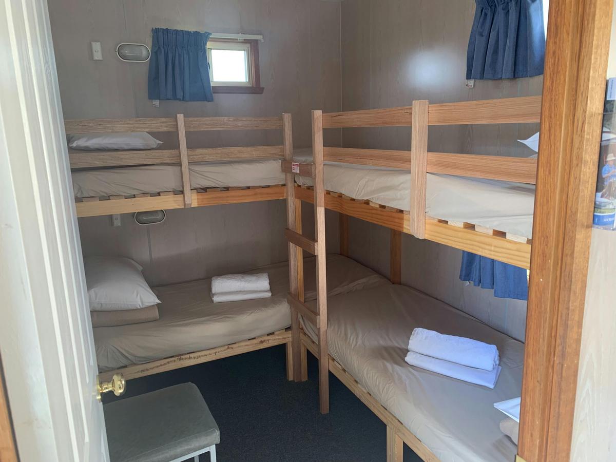 Standard Cabin - Sleeps 6