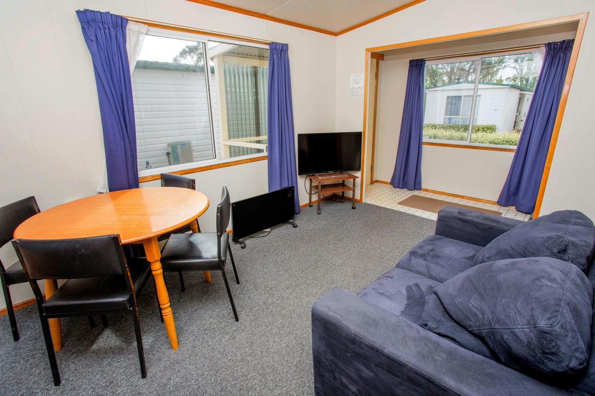 Economy Cabin - Sleeps 4