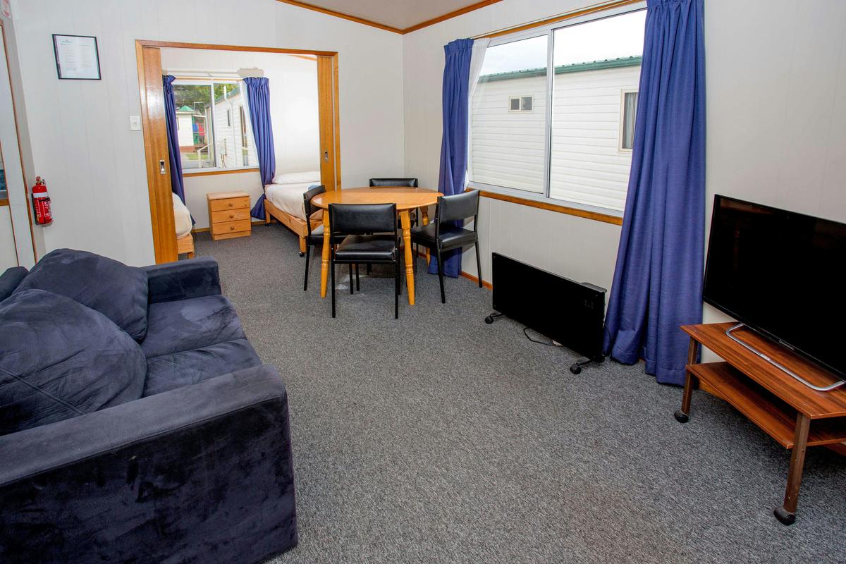 Economy Cabin - Sleeps 4